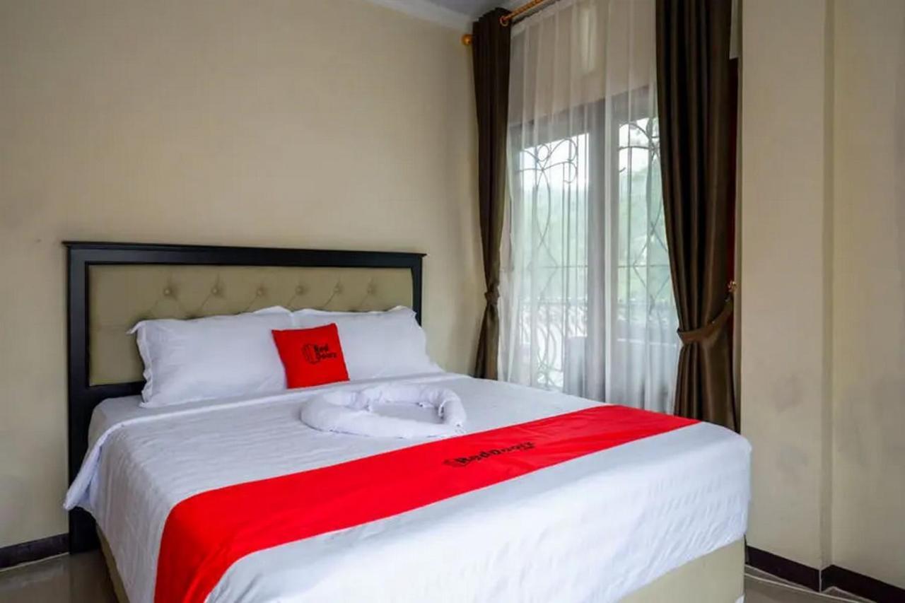 Hotel Reddoorz At Makale Tana Toraja Esterno foto